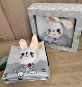 کتاب پارچه ای حیوانات مزرعه (2زبانه،باجعبه)